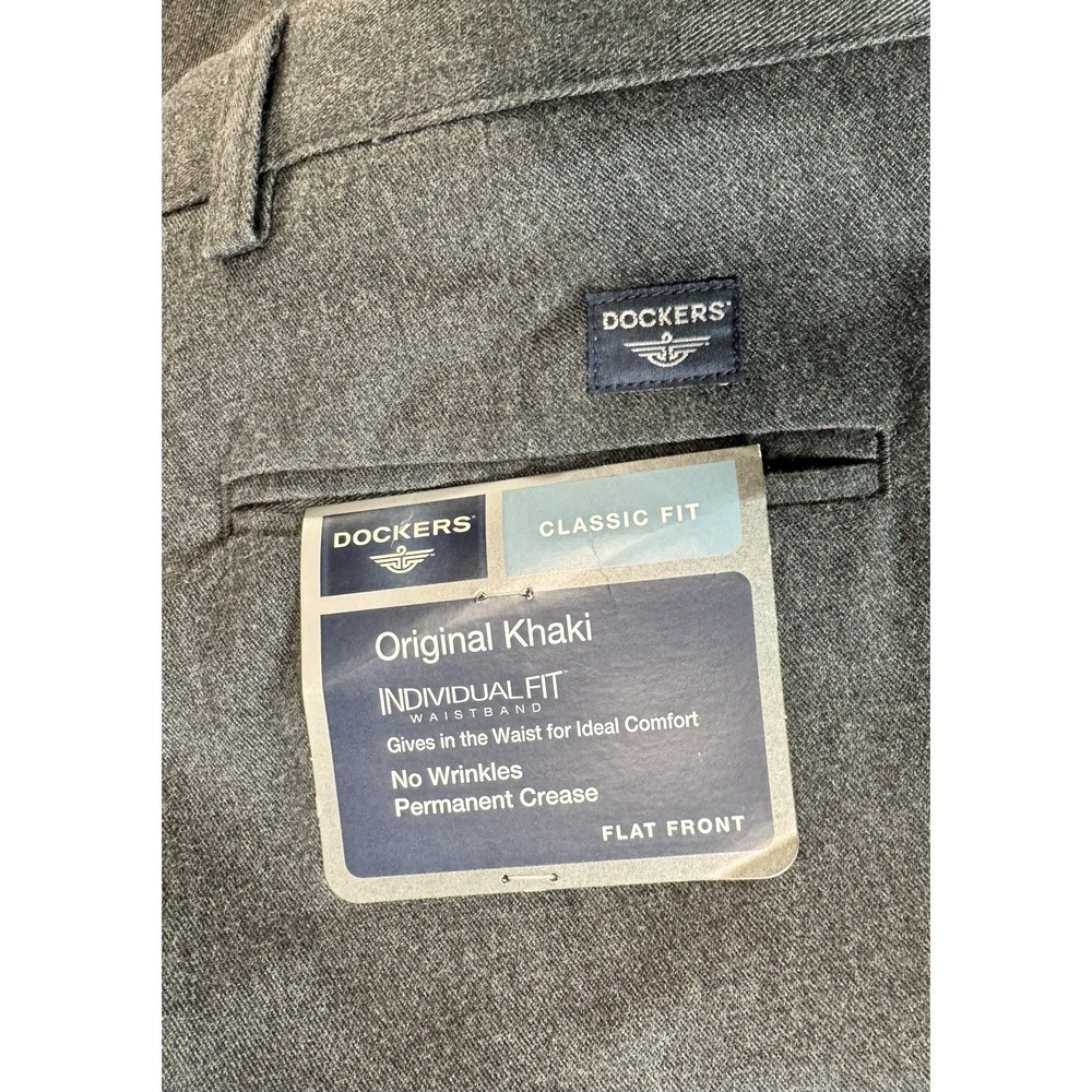 Dockers Mens Individual Fit Gray Khaki Dress Pants Classic Fit NEW Size 40x30 - Picture 3 of 7